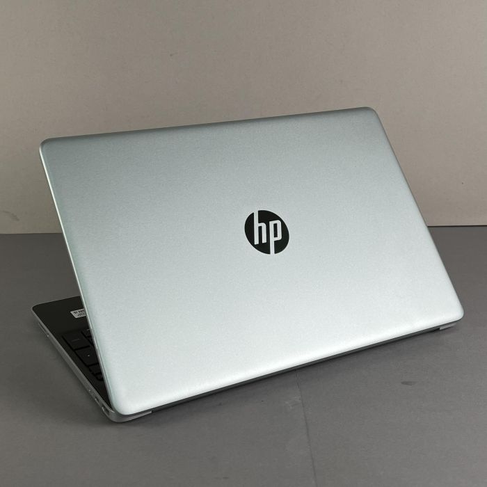 Ноутбук HP 15t-dy100
