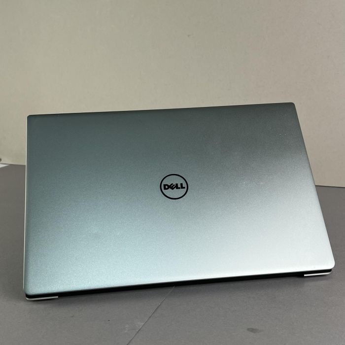 Ноутбук Dell XPS 13 9350