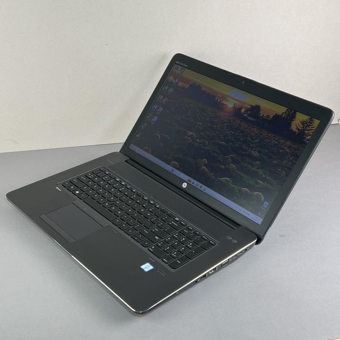 Ноутбук HP zBook 17 G3