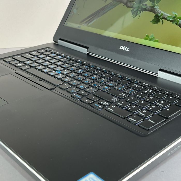 Ноутбук Dell Precision 7720