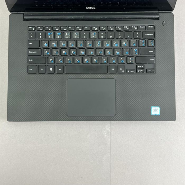 Ноутбук Dell XPS 15 9550