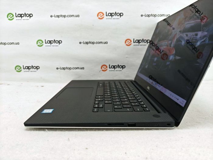 DELL Precision 5530