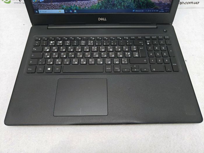 DELL latitude 3590