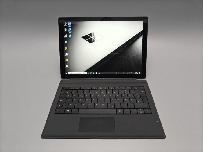Microsoft Surfase Pro 7