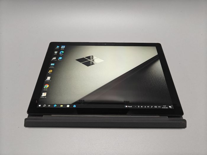 Microsoft Surfase Pro 7