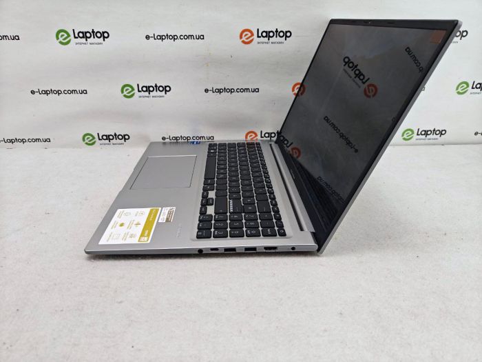 ASUS Vivobook 16 X1605ZA
