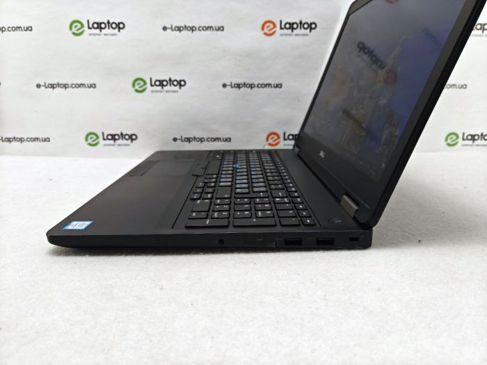 DELL latitude 5570