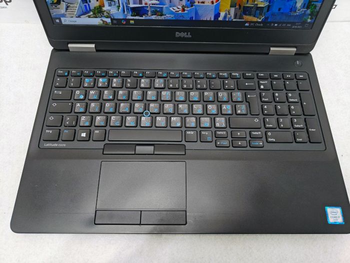 DELL latitude 5570