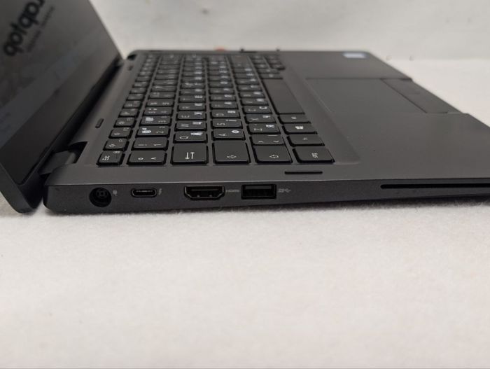 Ноутбук Dell Latitude 5300