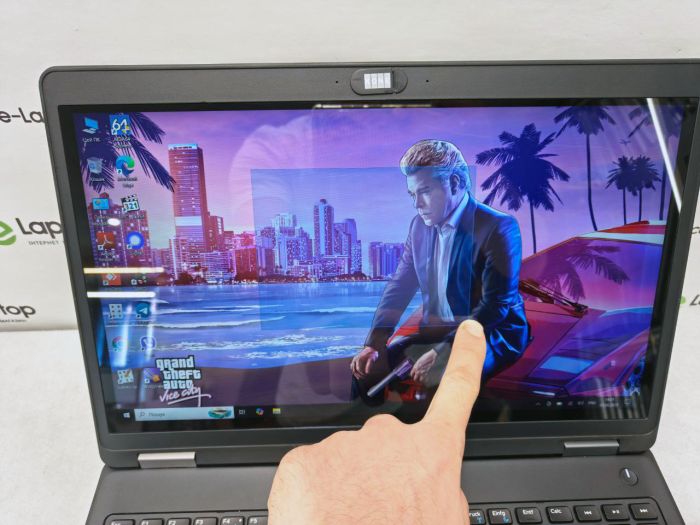 DELL latitude E5570