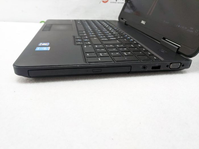 Ноутбук Dell Latitude E5540