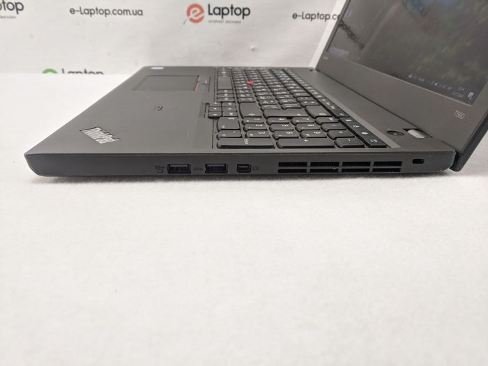 Lenovo ThinkPad T560