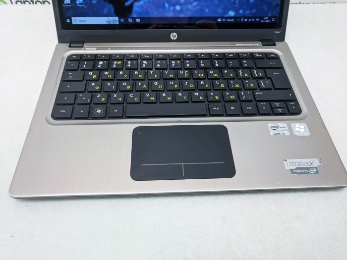 HP Folio 13-2000