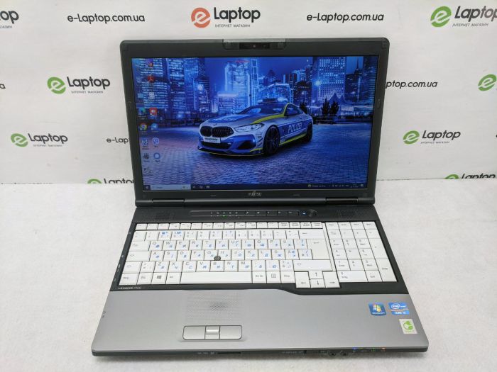  Fujitsu Lifebook