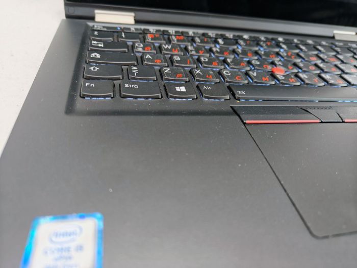 Lenovo ThinkPad X390 Yoga