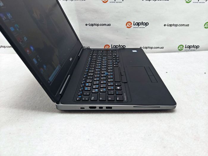 DELL Precision 7520