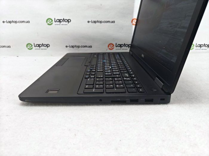 DELL latitude E5570