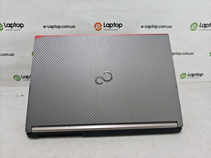 Fujitsu Celsius H760