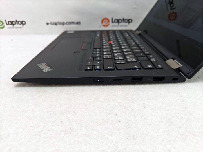Lenovo ThinkPad X13 Yoga G1