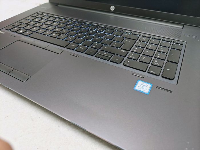 HP Zbook 17  G4