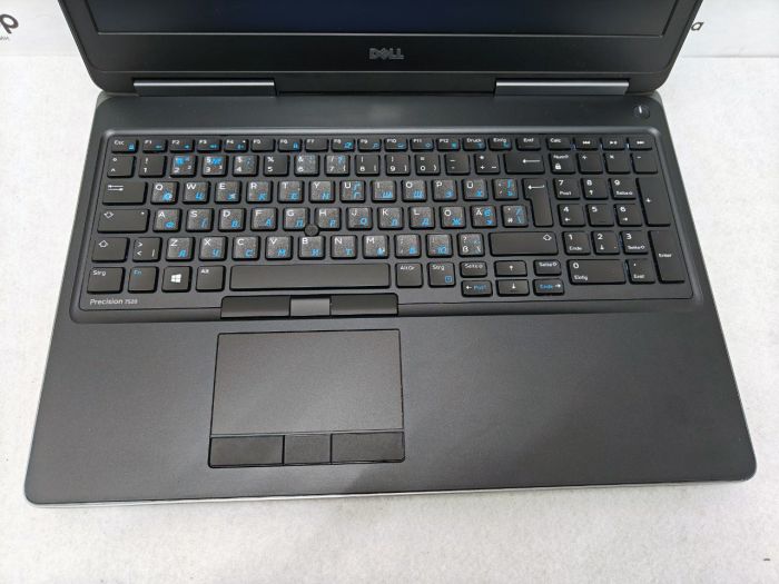 DELL Precision 7520