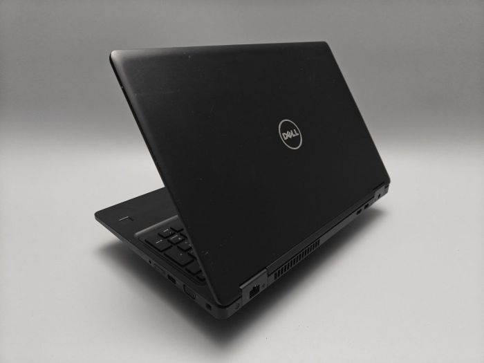 DELL latitude 5580 