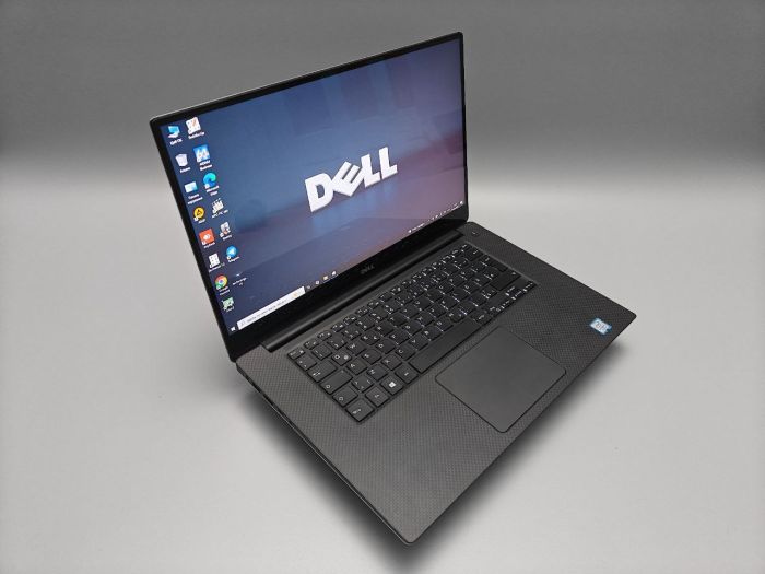 DELL XPS 15 9560
